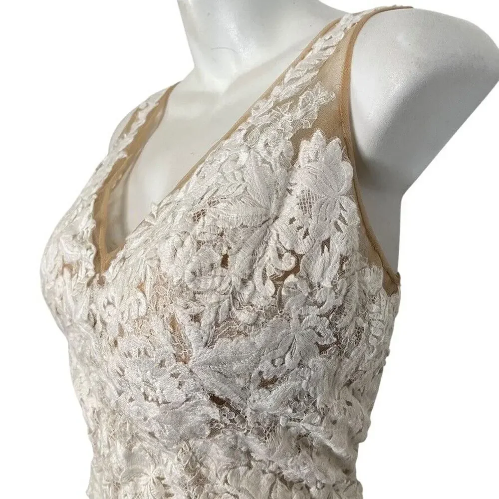 Melissa Sweet Ivory Lace V-Neck Trumpet Wedding Gown - Picture 11 of 16